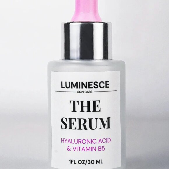 Used One Time! Luminesce 7-in-1 LED Facial Sculptor & Serum Bundle - Picture 2 of 5